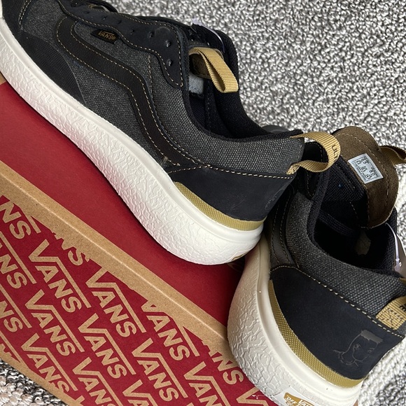 Vans Ultrarange Exo Se Michael February Black Military WMNS - Picture 15 of 16